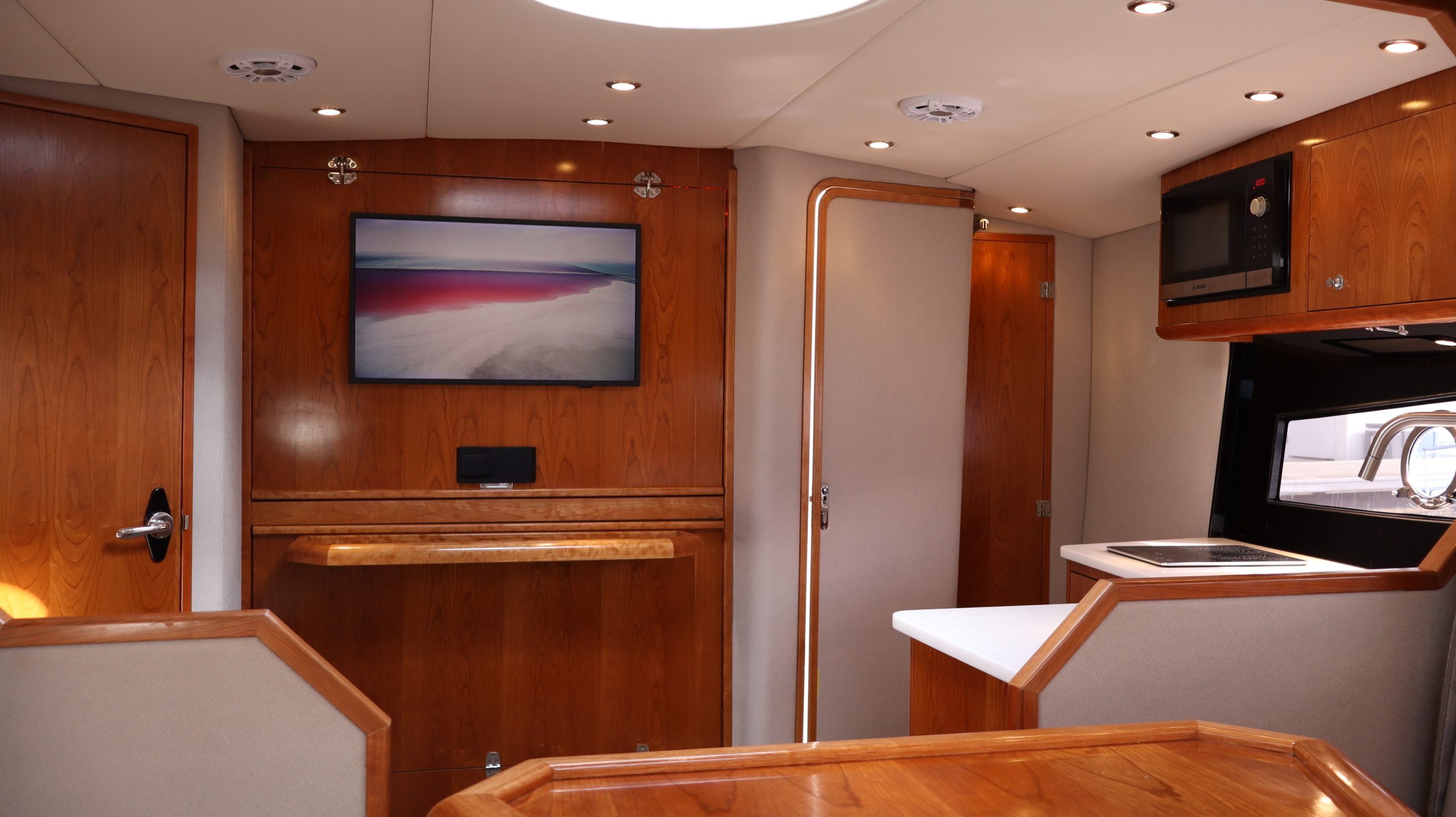 Vornaro interior wood finish Vornaro sport cruiser interior with polished wood finish